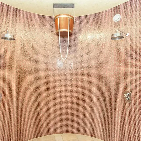 別荘 Luxurious Holiday Home With Sauna In Bergen *